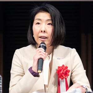 橋本ゆかり氏